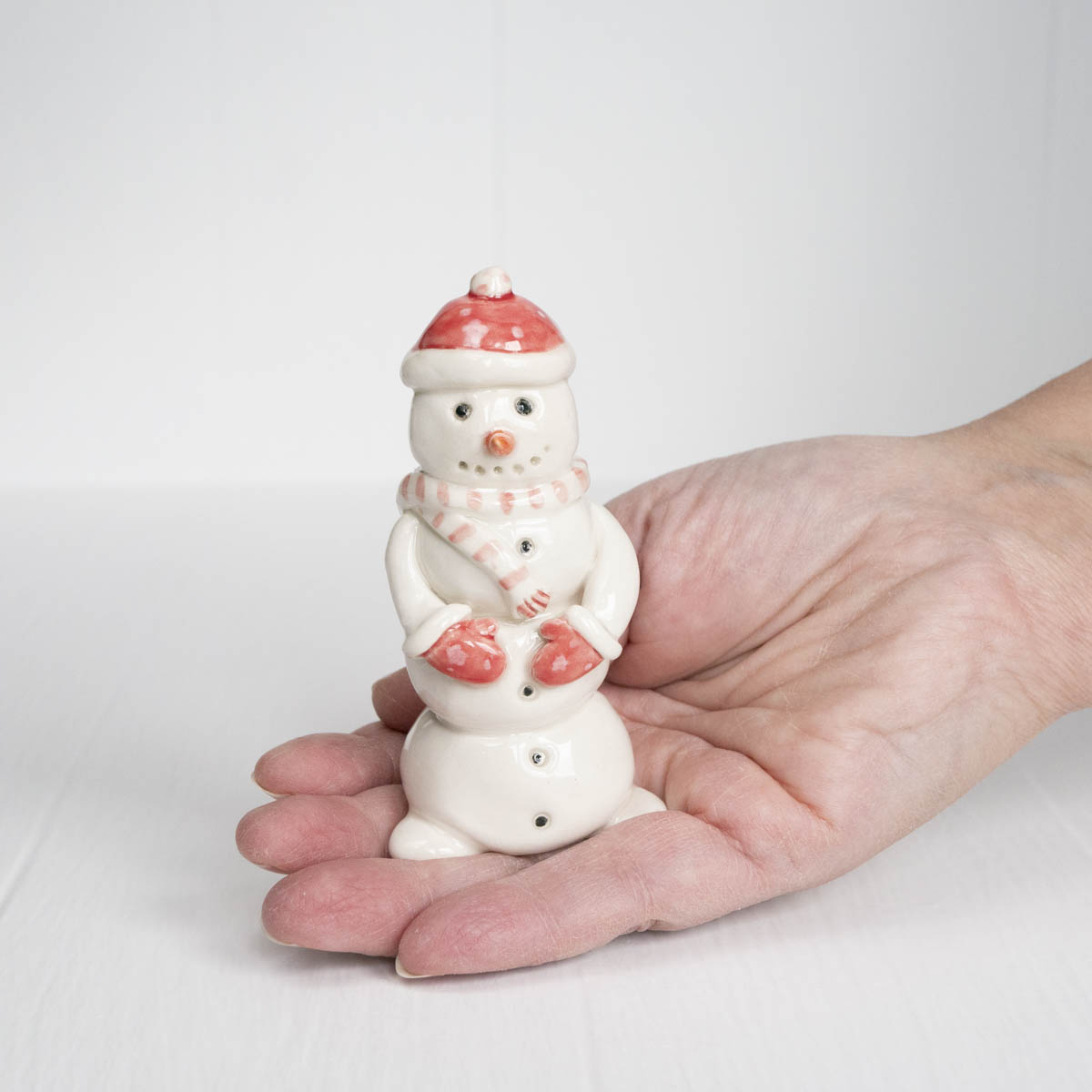 Фигурка из керамики, снеговик, модель 2290